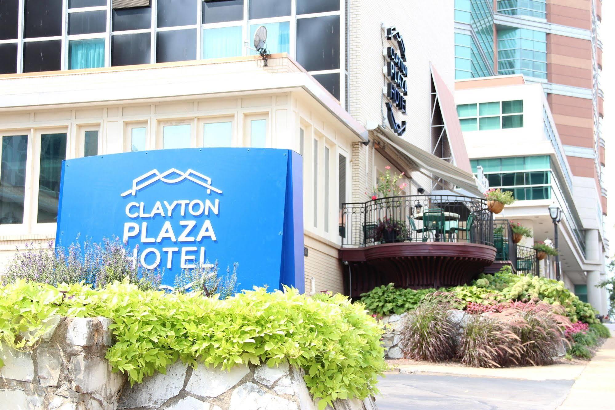 Clayton Plaza Hotel & Extended Stay Bagian luar foto